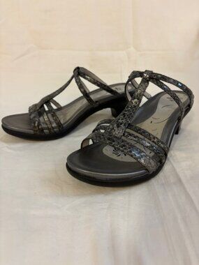 Abeo Silver Snakeskin T-Strap Platform Wedge Heel Sandal Size 8